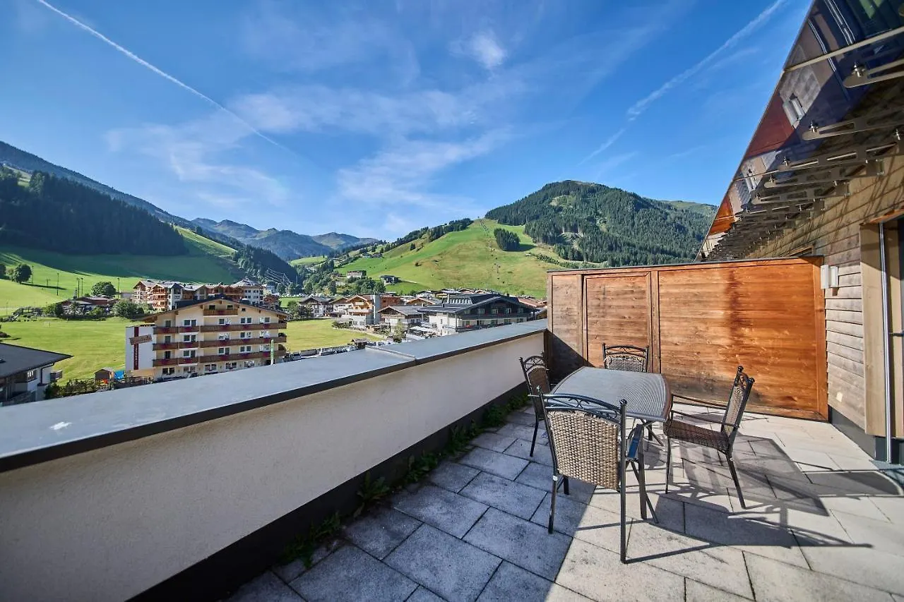 Intown Appartements Saalbach-Hinterglemm